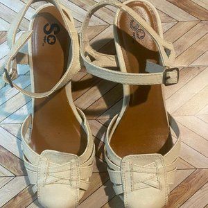 Cream Wedge with Strap